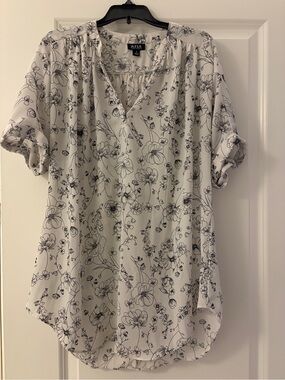 a.n.a White Blouse with Black Floral Outline